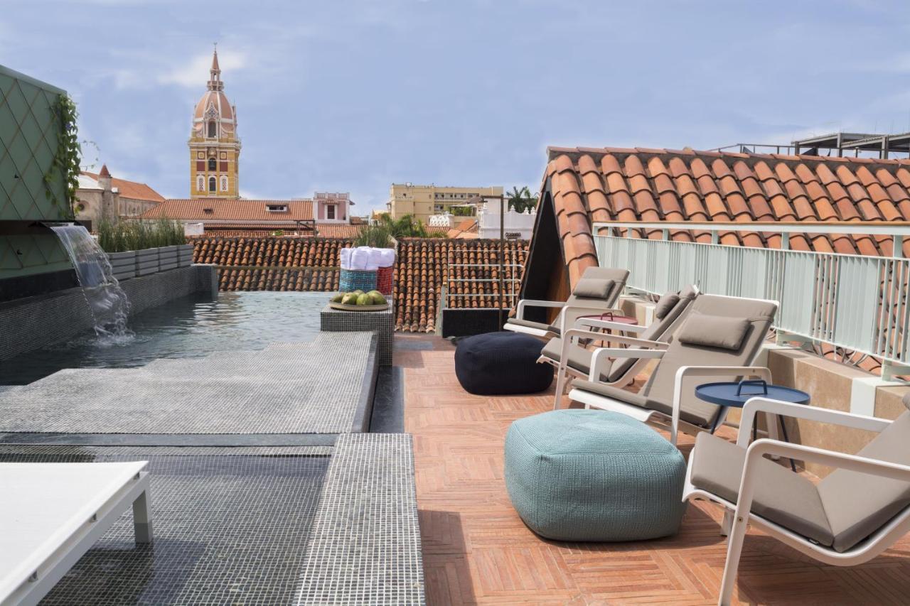 Hotel Boutique Casona Del Colegio Cartagena Exterior foto Rooftop pool at Hotel AC Palacio de Euskera